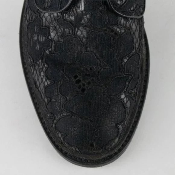 Saint Laurent Lace Bootie - Picture 10 of 11